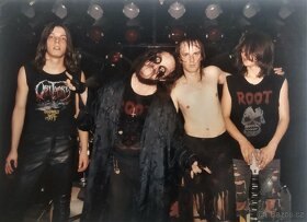 ROOT   (2x foto) - 2