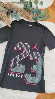 Chlapecké tričko vel. 163 - 175 - 2