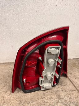 Škoda octavia 2 sedan před face - 2