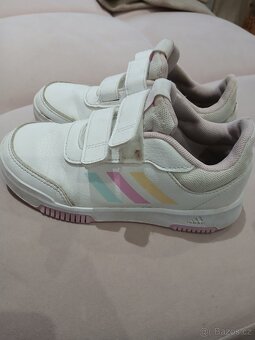 Tenisky adidas bile - 2
