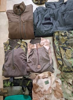 AČR výstrojní součástky - 2