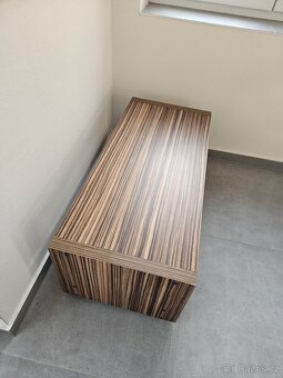 Televizní stolek - 2