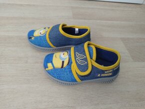 Prodám dětské bačkůrky, přezůvky - vel. 25 - 2