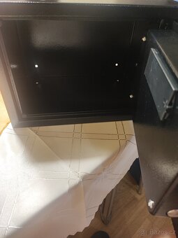 Digitální trezor G21 - 2