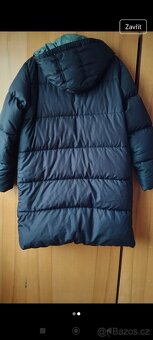 Černá dámská zimní péřová bunda - 2