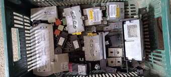 Nejrůznější drobné díly na BMW e60 e61 - 2