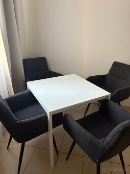 Jídelní stůl IKEA - 2