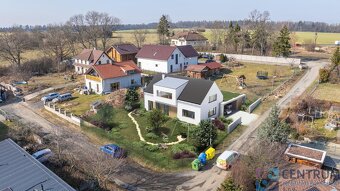 Prodej stavebního pozemku 810m2 - 2
