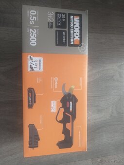 WORX WG330E Aku nůžky - 2