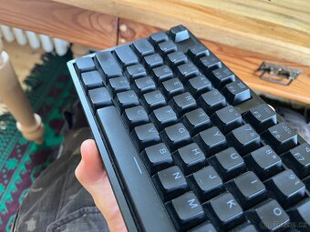 Keychron K10 wireless brown switch RGB hot swappable - 2