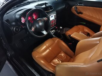 Alfa romeo Gt 1.9jtd Multijet - 2