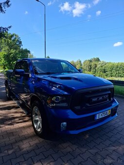 Dodge Ram 1500 5.7 hemi 2016 rok - 2