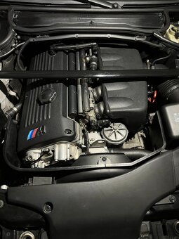 Motor S54B32 M3 E46 - servisovaný (stále v autě) - 2
