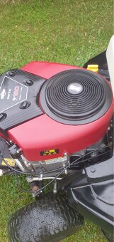 Prodám zahrad sekací traktor Seco Challenger - 2