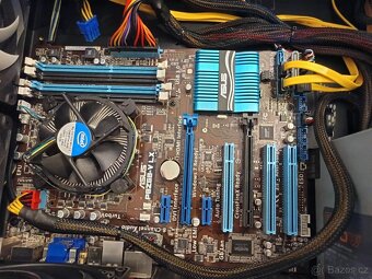 prodám základovou desku ASUS P8Z68-V LX - 2