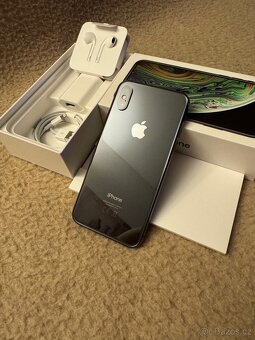 iPhone Xs 64GB Space Gray - 2