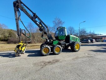 Harvestor kolový J.Deere 1170 E - 2