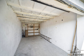 Pronájem garáže 20 m², Pardubice - 2
