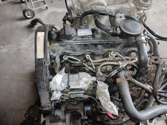 Motor 1.9 SDI AEY 47 kW, jen 187 tis km - - 2