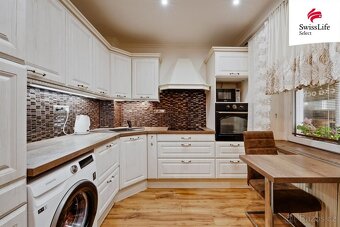 Pronájem bytu 3+kk 84 m2 Kolbenova, Praha - 2