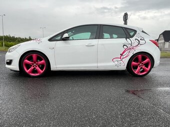 Opel Astra rok 2012 1.4 sport - 2