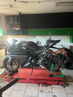 Yamaha Yzf 125r - 2