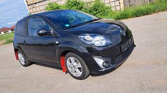 Renault Twingo II 1,2 - 56kw, r.2009 Rip Curl - 2