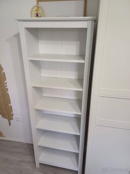 HEMNES knihovna ikea - 2