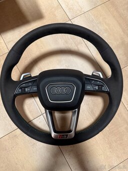 Audi RS3 8Y volant RS - 2