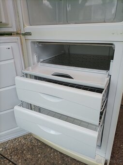 Lednice Whirlpool - 2
