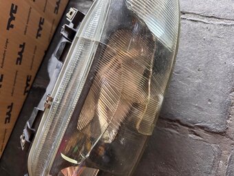 Přední světlo Volvo S60/V70 P2 halogen levé na ND - 2