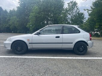Honda Civic 6G EJ9 - 2
