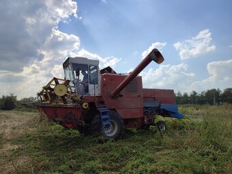 Kombajn bizon Z 056 - 2