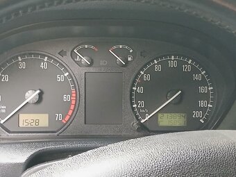 Škoda Fabia 6Ykombi 1,4i 55 KW r.v.2004 SRN,od r.2018 v ČR - 2