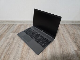 15,6" notebook HP 255 G8 Dark Ash - 2