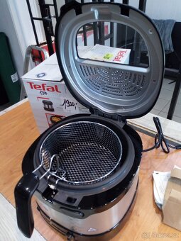 Fritovací hrnec Tefal - 2