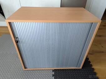 Nízká žaluziová skříň ProOffice 80 x 45 x 73,5 cm, buk - 2