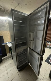 LG lednice s mrazákem - 2