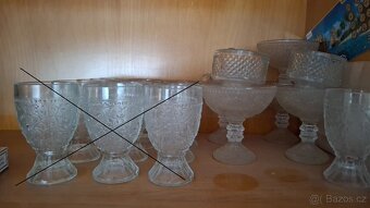 Hrnky, hrnečky, skleničky, vázičky - 2