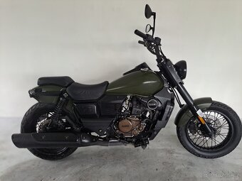 UM Renegade Commando 125 - 2