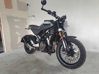 Husqvarna Svartpilen 125 ABS - 2