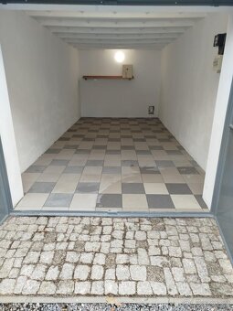 PRONÁJEM GARÁŽE - 2