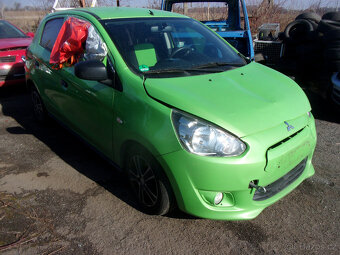 Space Star Mitsubishi 2013 - 2