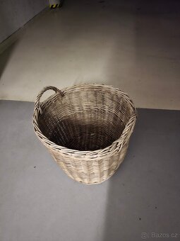 Proutěný koš - 2