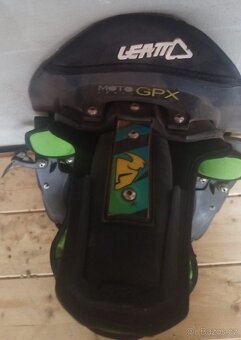 Krční chránič LEATT - 2