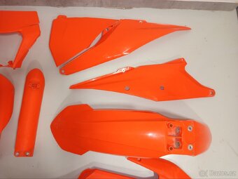 Plasty KTM - 2