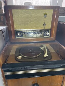 Retro hifi systém - 2