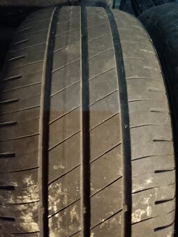 195/55R16 - 2