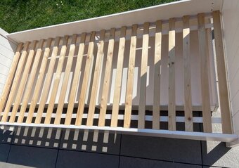 Postel 90 x 200 cm - 2