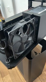 Razer core X, Radeon RX Vega 64 - 2